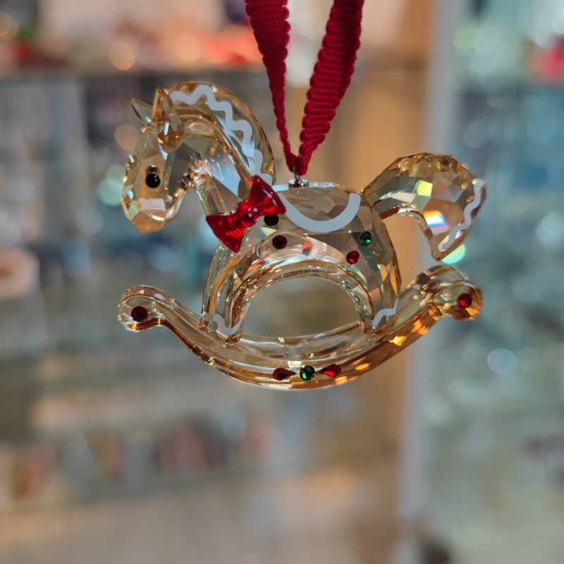 圣诞水晶木马汽车挂m件后视镜车内新款吊坠女士可爱漂亮流光溢彩
