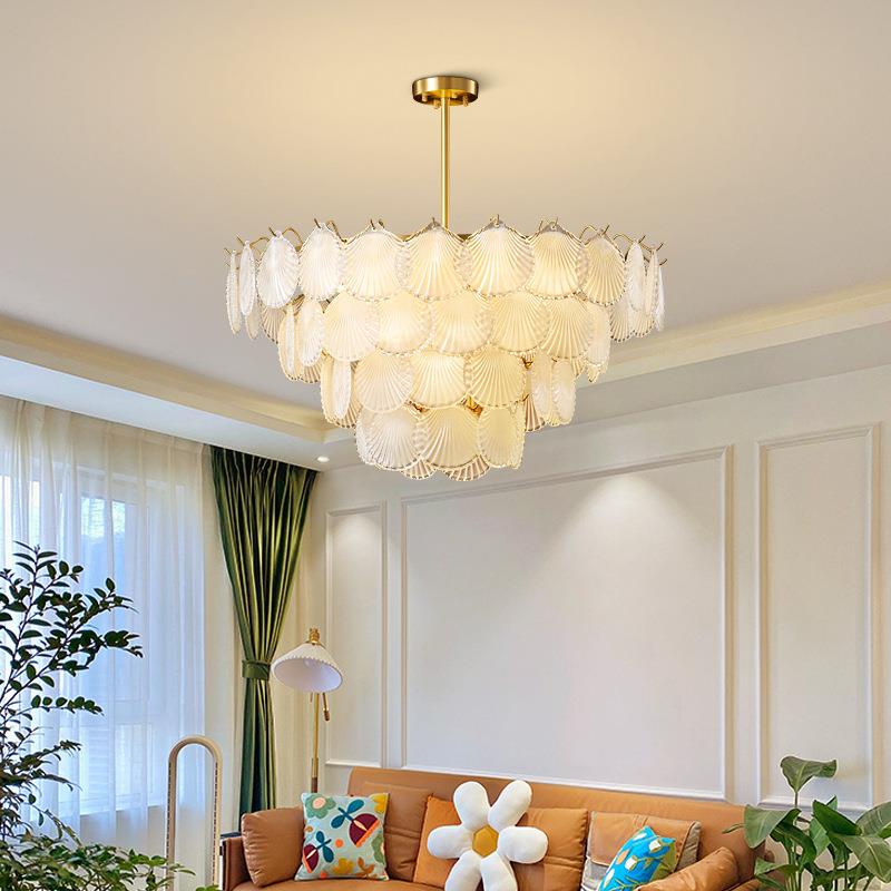 法式轻奢客厅吊灯现代简约主卧室餐厅网红水晶贝壳圆形新款灯具