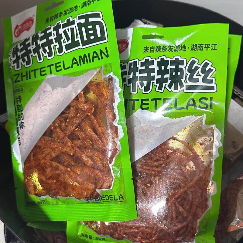 齐治亮亮特特拉面辣条大包湖南即食特特辣丝解馋休闲麻辣零食小吃