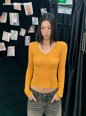 ARCHEDMOON0 01/20橘橙色v领薄毛针织衫修身短款辣妹长袖上衣女春