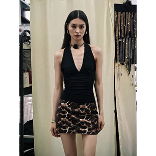 ARCHEDMOON 黑色挂脖露背v领吊带针织背心女内搭辣妹无袖上衣秋季