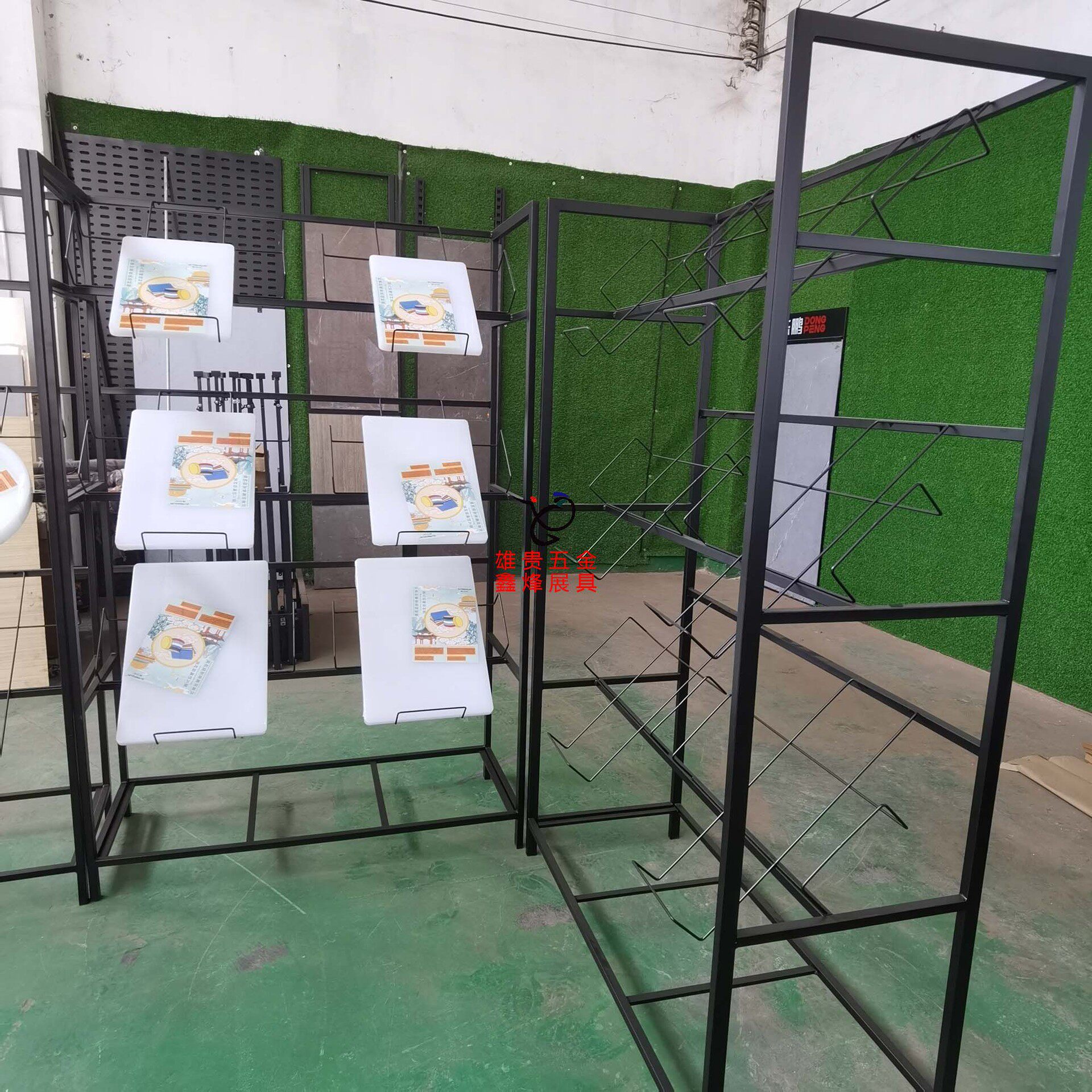 瓷砖样品展示架橱柜门样板展架色板生态板铝扣板石材地砖样品架子