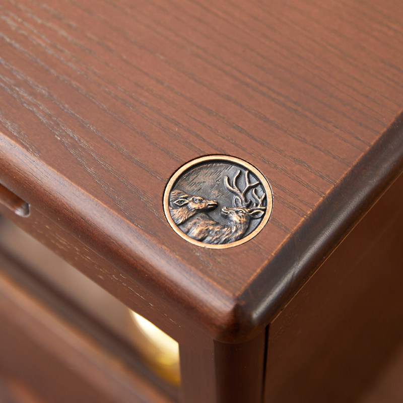 防尘化妆品收纳盒实木q带镜一体木质桌面梳妆台彩妆护肤品置物架