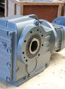 K37-56.83-1.1-4减速电机 齿轮减速机 节省空间 可靠耐用