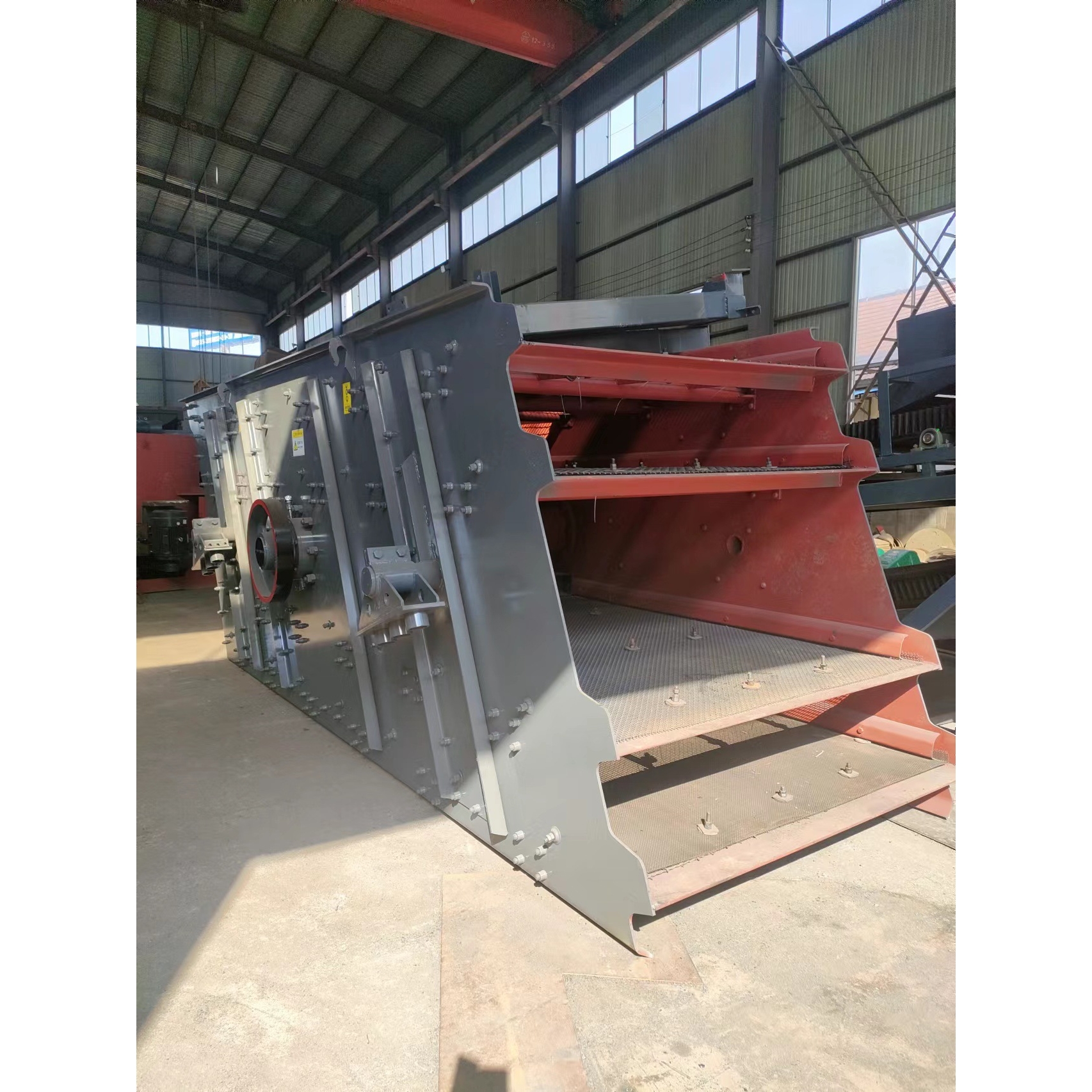 非洲开采钽铌矿重力选矿设备洗矿破碎段磨矿重选段