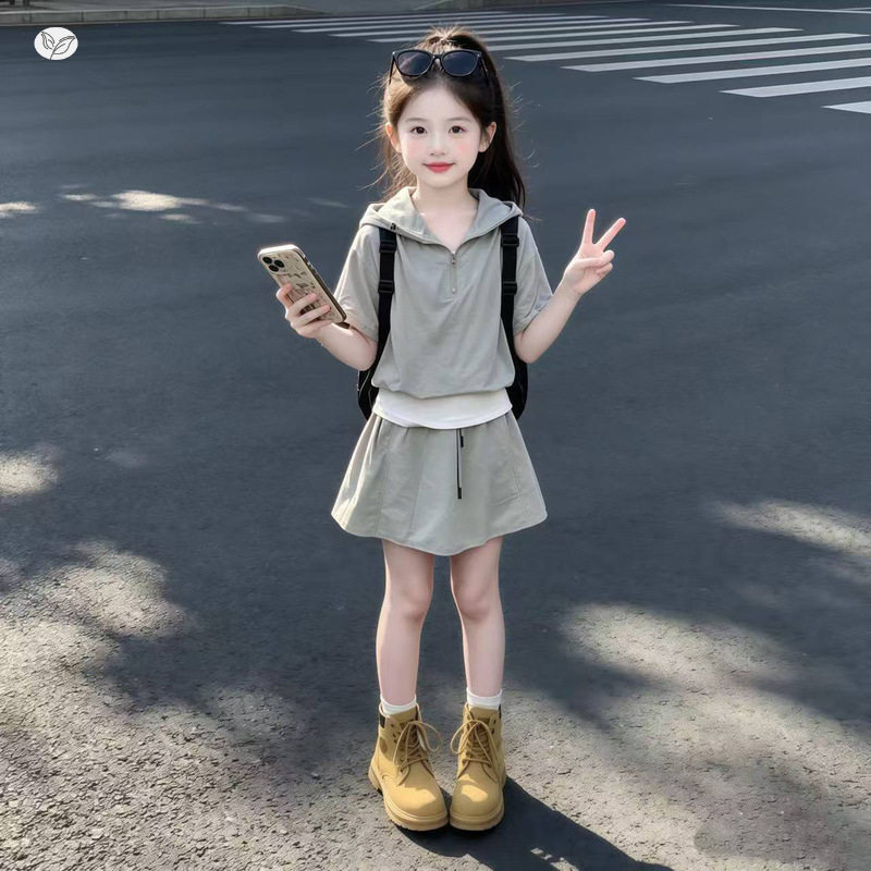 女童工装风运动服2026夏季新款中大童假两件连帽T恤半身裙两件套