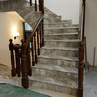 别墅室内橡胶木实木栏杆跃层平台实木栏杆常规柱型