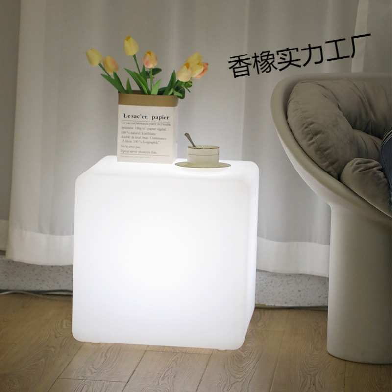 轻奢北欧落地灯极简方形时尚意式床边法式台灯客厅沙发角落小茶几