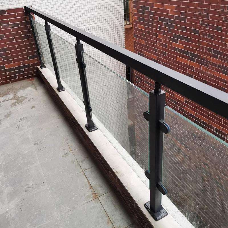 办公写字楼不锈钢玻璃护栏室内外阳台楼梯扶手 304不锈钢立柱栏杆