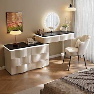 2025新款实木梳妆台现代卧室简约化妆桌斗柜一体小型收纳柜化妆镜