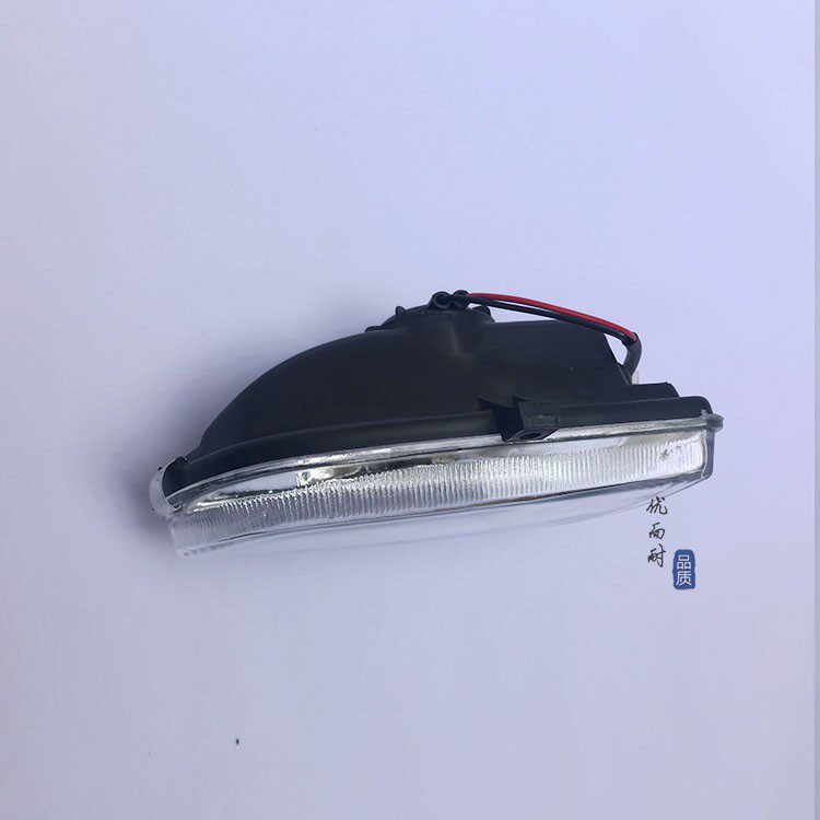 适用于南骏力子王牌汽车配件尖头农用货车保险杠灯防雾灯