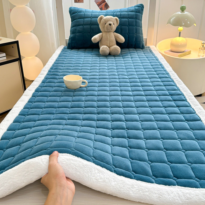 学生宿舍加厚床垫冬季牛奶绒床单床褥子软垫三件套护垫床盖褥垫被