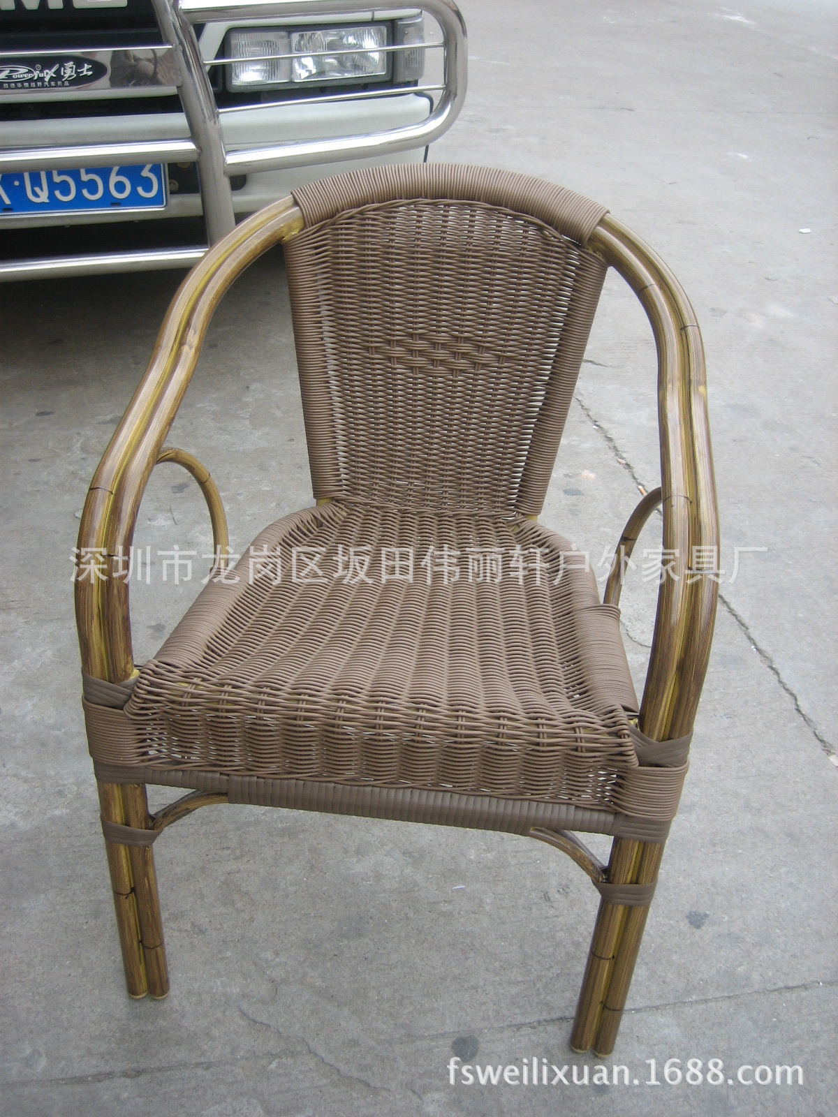 铝合金仿古竹节纹双管喷圆藤椅