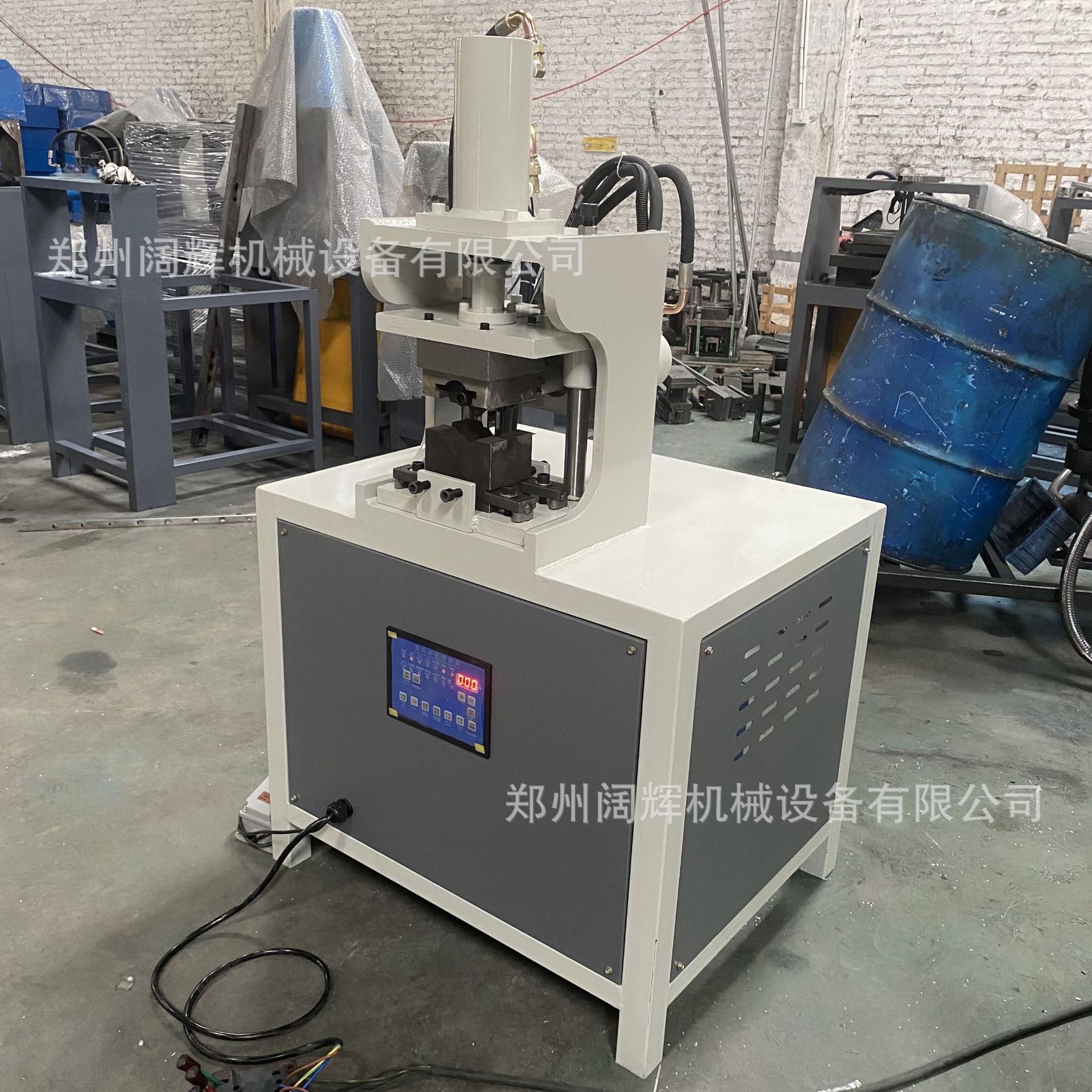 方管镀锌管45°/90°一次成型机