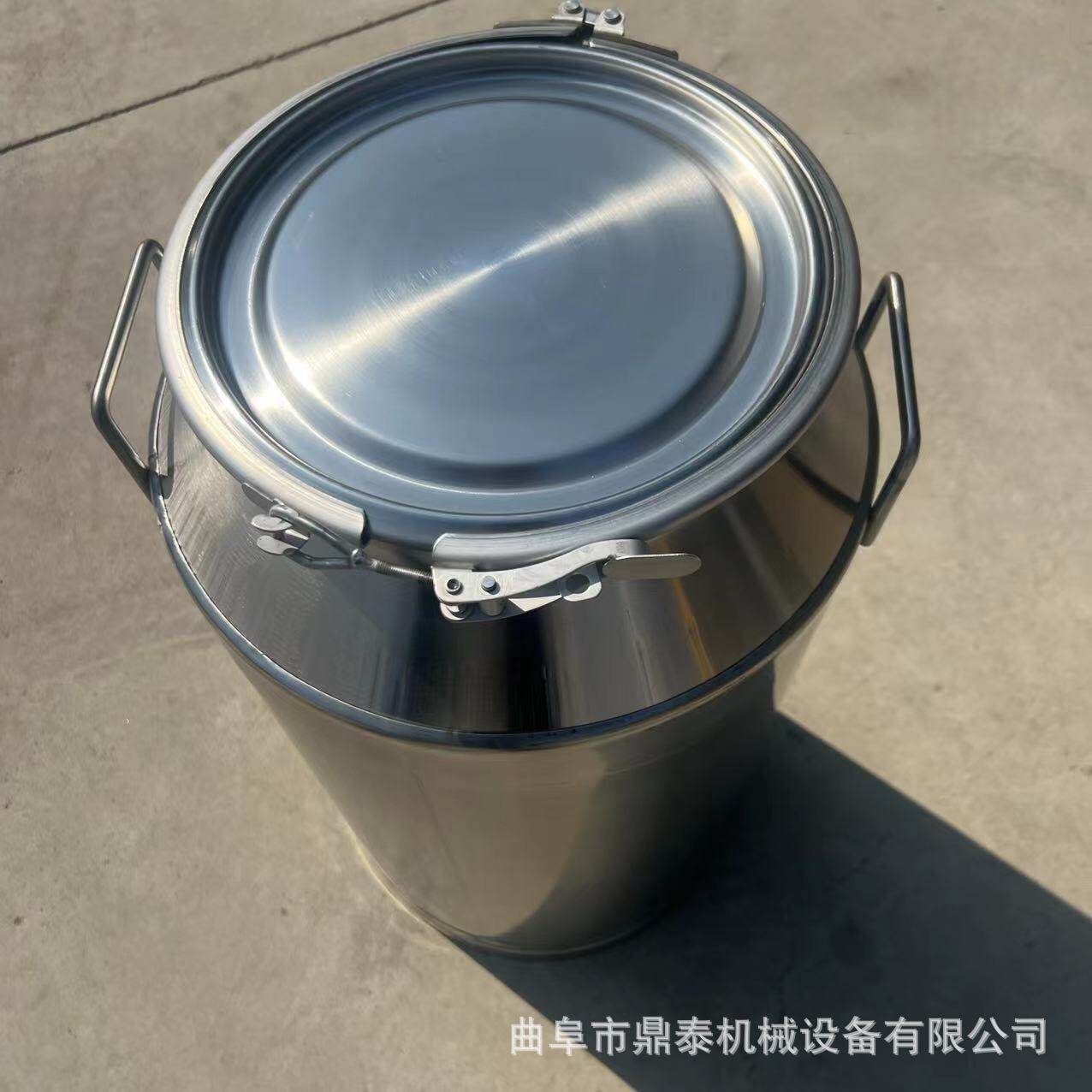 100斤小型食品级储酒罐 酒坊密封储酒容器 不锈钢储酒桶价格