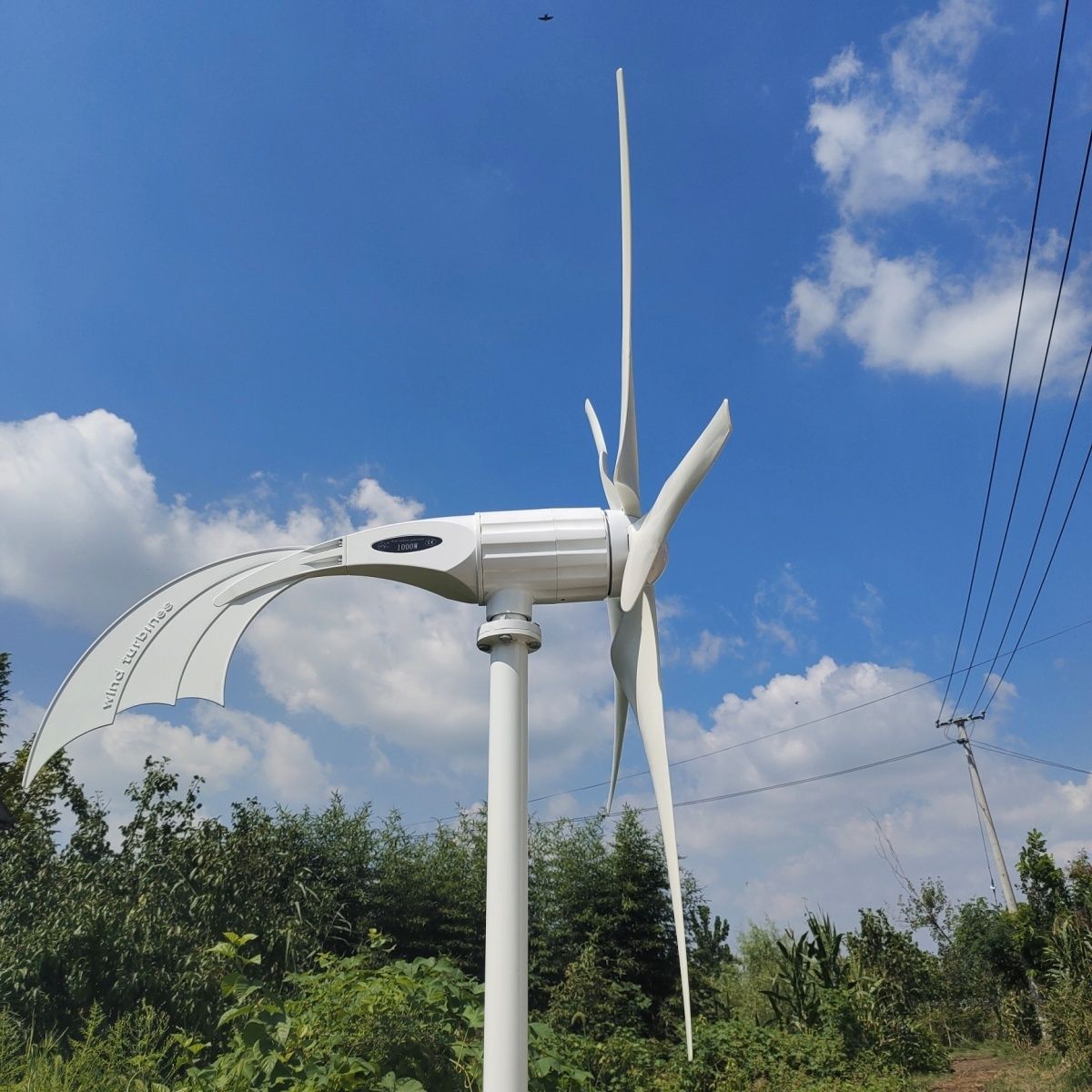新款1kW家用风光互补风力发电机