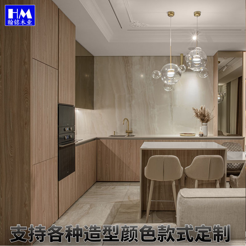 红樱桃木饰面更衣柜橱柜护墙板成品烤漆板木饰面板制作厂家