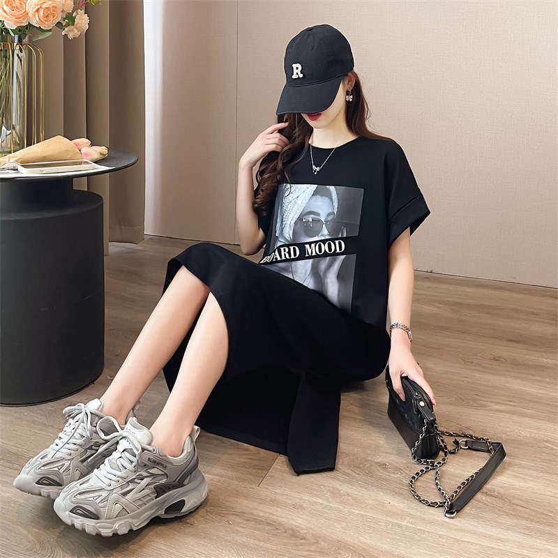 孕妇夏装短袖大码上衣夏季长款过膝遮肚宽松懒人开叉t恤连衣裙子