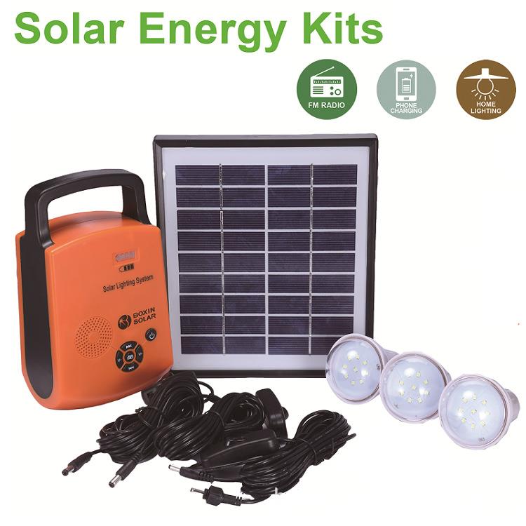 厂家供应太阳能节能小系统家用照明3灯泡FM收音机USB手机应急充电