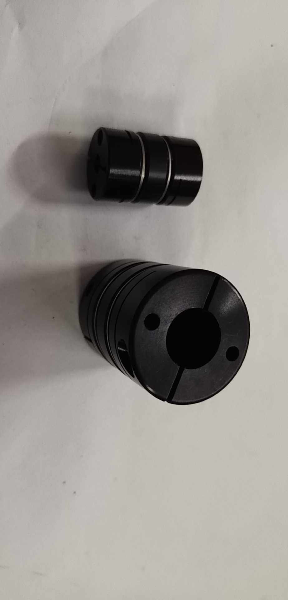 订制黑色双膜片联轴器,自动K化设备专用联轴器