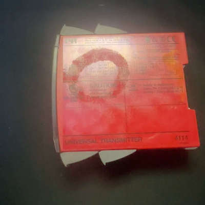 议价【现货速发】PR4114隔离放大器 ， UNIVERSAL