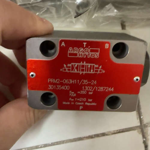雅歌辉托斯 阀块 PRM2-063H11/35-24 全新的议价