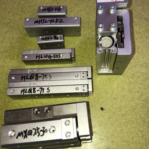 议价气动手指．滑台气缸：一，MHF2-12D一个，62元。