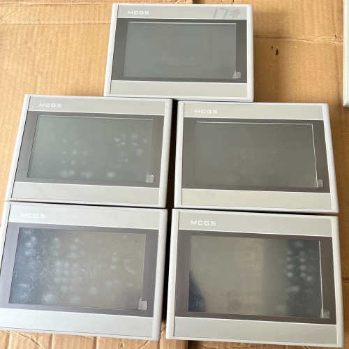 昆仑通态触摸屏 TPC7022ES嵌入式一体化触摸屏，显示正议价