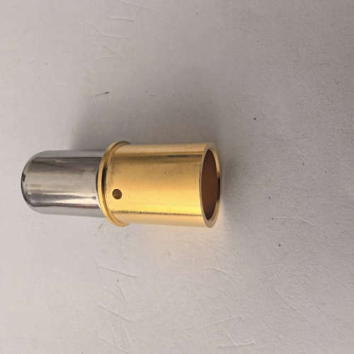 议价全新中航光电镀金金属插针，银色内芯，做工精细。外观漂亮，