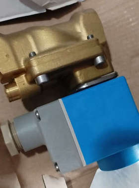 议价丹佛斯电磁阀EVR6，全新原装，铜质阀体，蓝色外壳，型号01