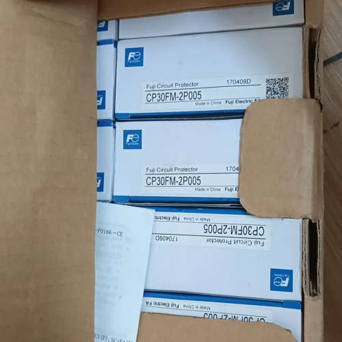 富士线路保护开关 CP30FM-2P005 全新带包装议价