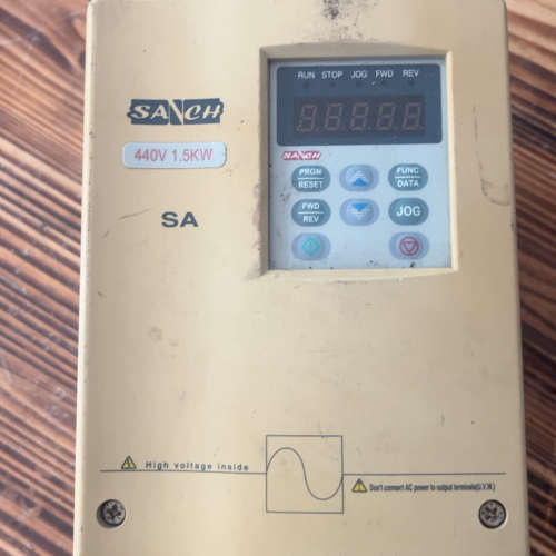 三晶变频器，型号SA-4015实物图片，功能正常，议价