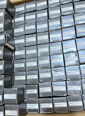 LM-10UU直线轴承  LM10UU，全新带包装盒，黑色盒议价