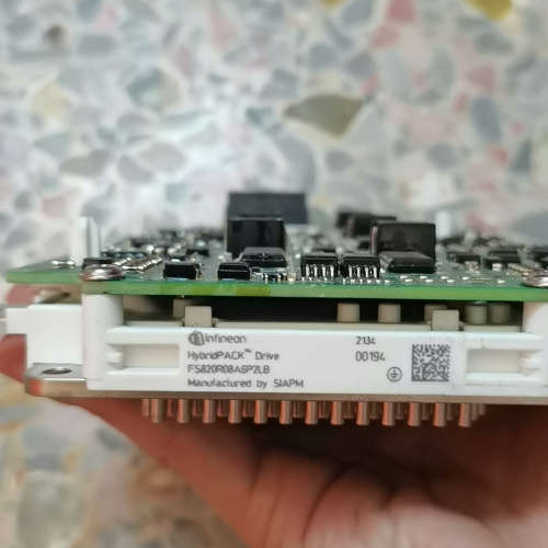 议价FS820R08A6P2LB新能源汽车IGBT模块，板子型号