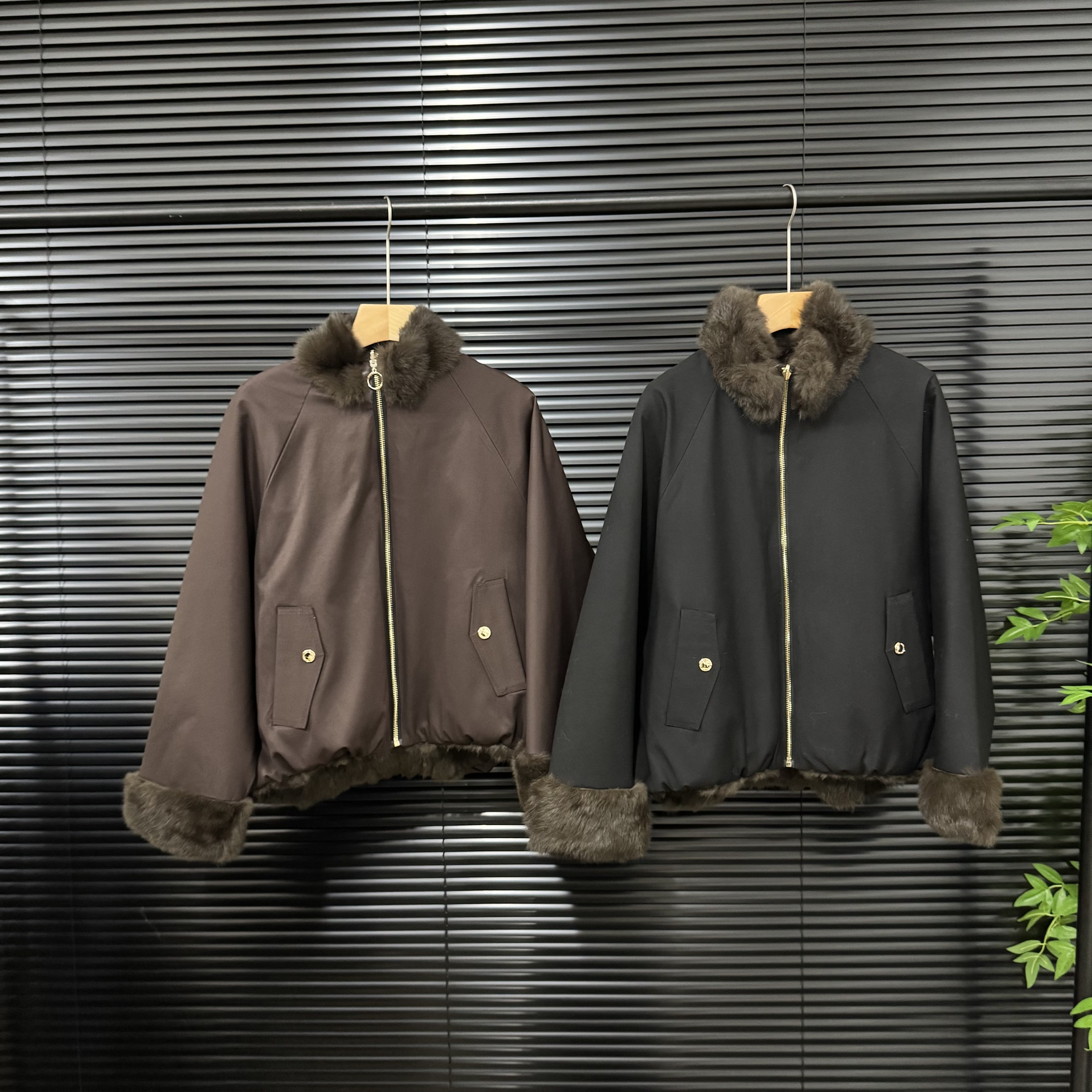 （管小姐专享）2025新款双面穿精致优雅皮草外套F536时尚爆款