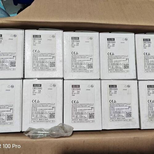 {议价}富士漏电断路器 EW32AAG 2P 5A，日本原装，全新未