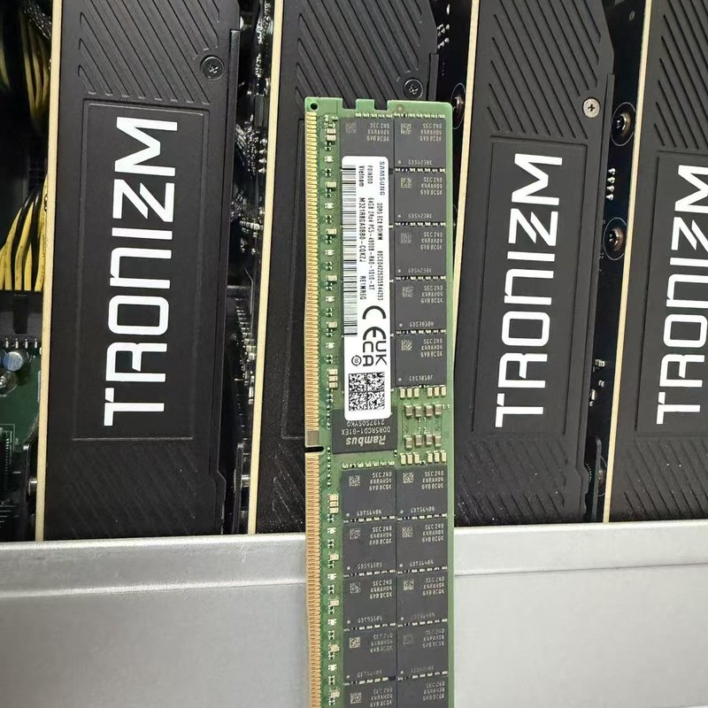 {议价}三星DDR5 64G 4800B内存条 服务器原装拆机图片