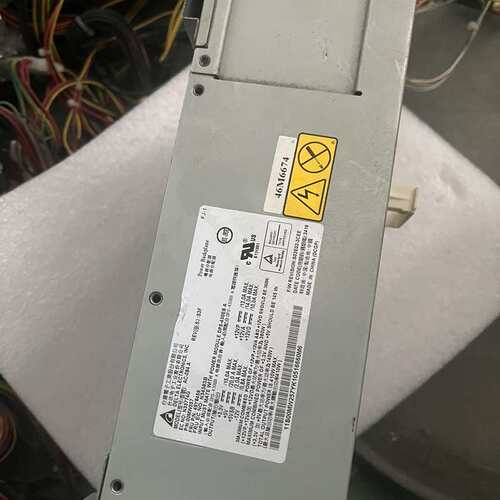 {议价}IBM AC-084A X3200M3服务器 X3100M4