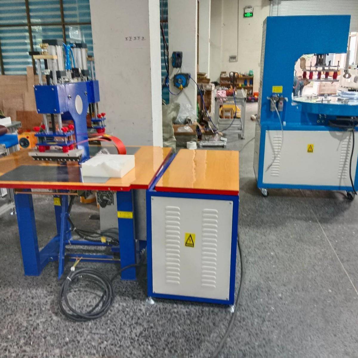 双头液压高频机PU产品生产设备高周波热压机工艺贴纸高周波厂家