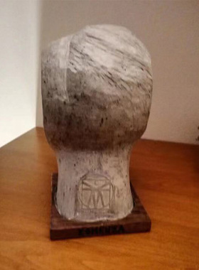 跨境新品 约翰尼雕塑树脂桌面装饰书架 M图书馆雕塑工艺品摆件