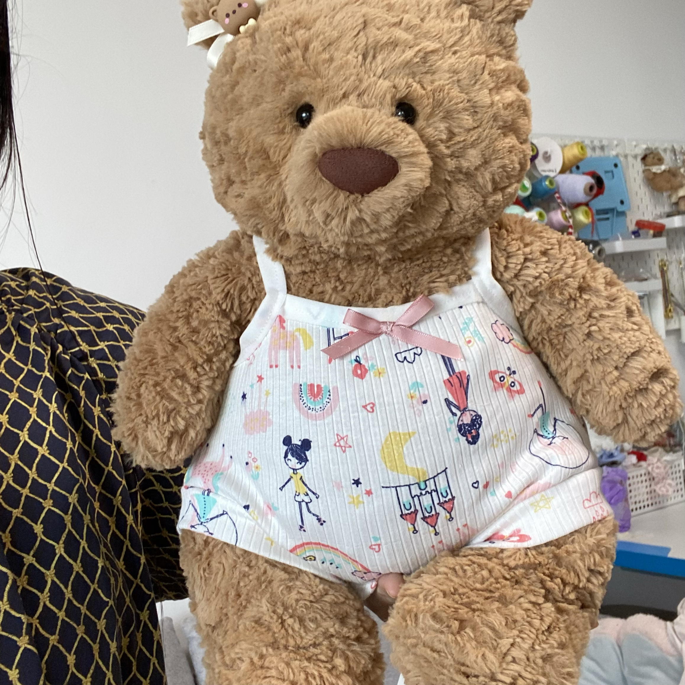 桐桐妈手作 巴塞罗熊巴纳布斯猪吊带套装衣服裤子娃衣着替不含熊