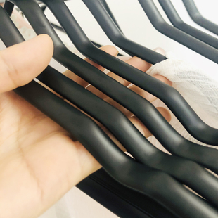 黑色铝合金衣架家用防滑衣撑子加粗加F厚金属太空铝衣挂晾晒干湿