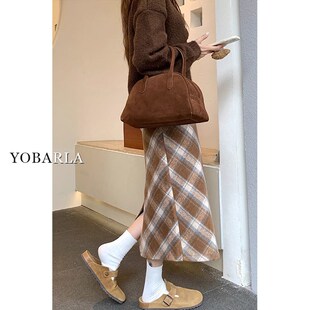 棕色毛呢格子半身裙女春秋大码胖mm高腰显瘦梨形身材中长款a字裙