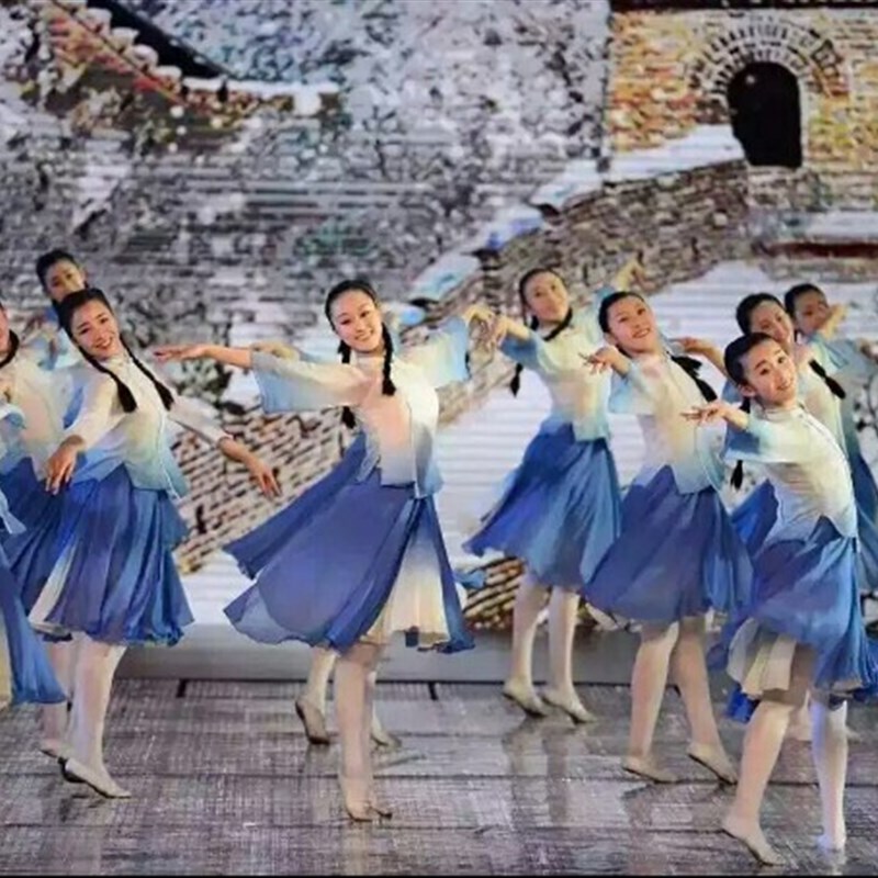 速发民国学生舞蹈春追演出服装五四青年民族服雪忆111表演服群