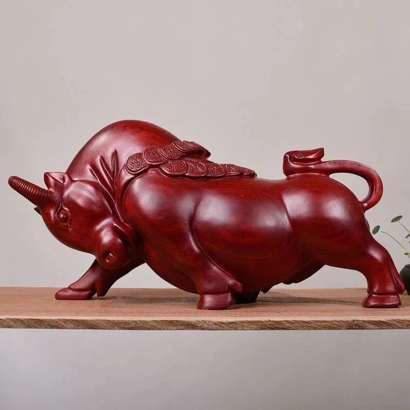 速发红肖木木质雕刻牛摆件动物生花牛气冲天红梨家居办公室装饰工