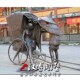 城市人物小品雕塑老人和小孩民俗铸铜玻璃钢卖货郎雕塑小吃街雕塑