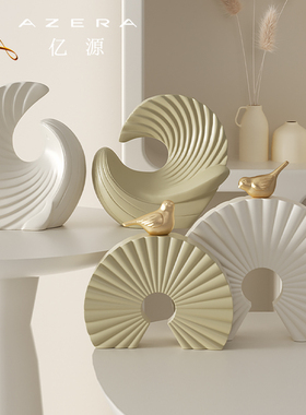 创意艺术摆件奶油风客厅酒柜电视柜样板房高级感软装饰品乔迁礼物