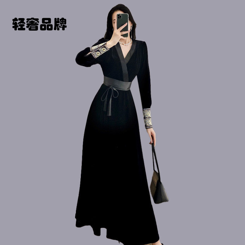 朗姿约定秋冬金丝绒连衣裙女2025新款女装气质打底内搭裙子高级感
