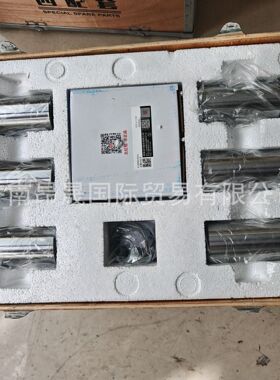 重汽HOWO T7H 汕德卡C7H C9H 潍柴发动机配件1003890320 四配套