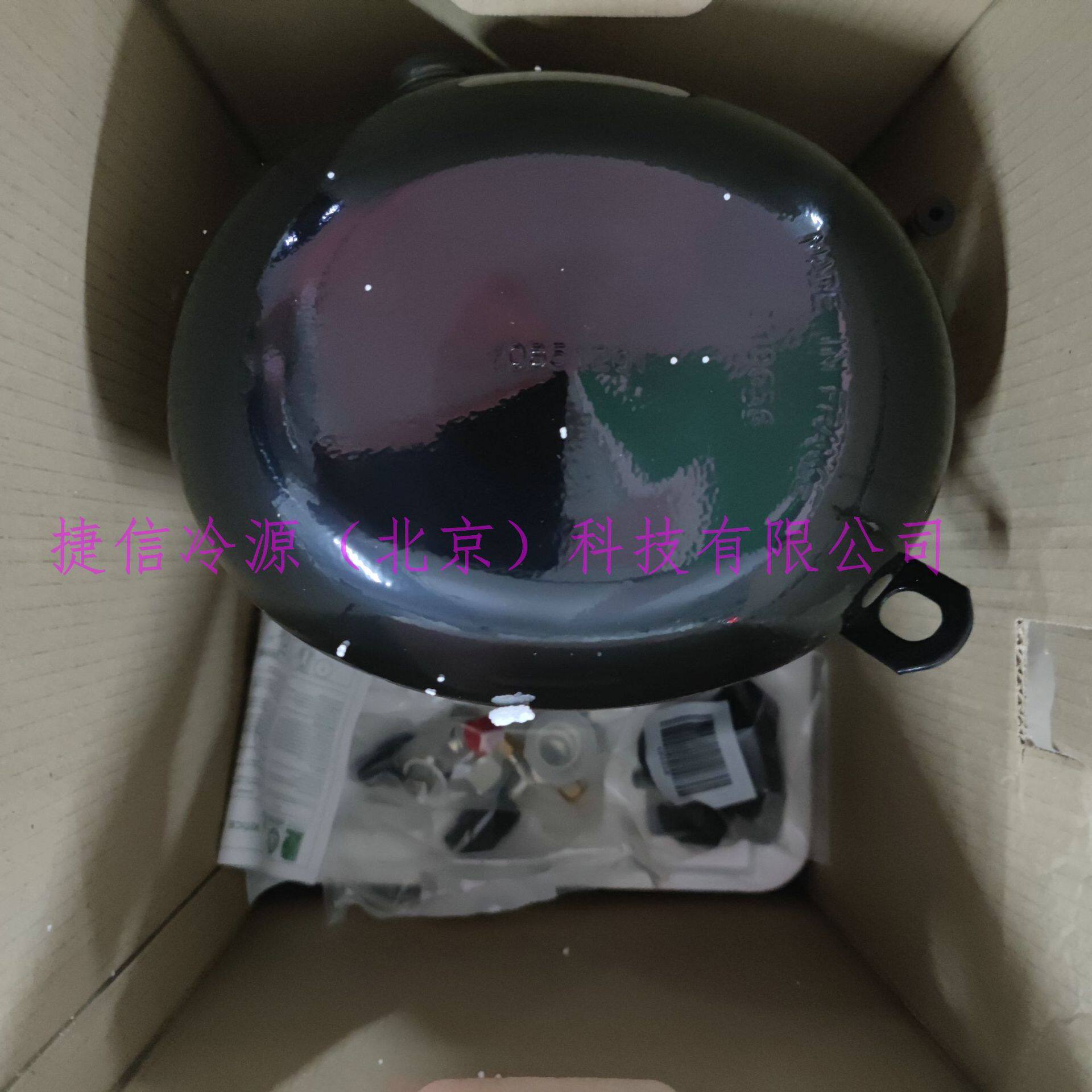 TFH2511Z全封闭2.7匹泰康活塞式制冷压缩机